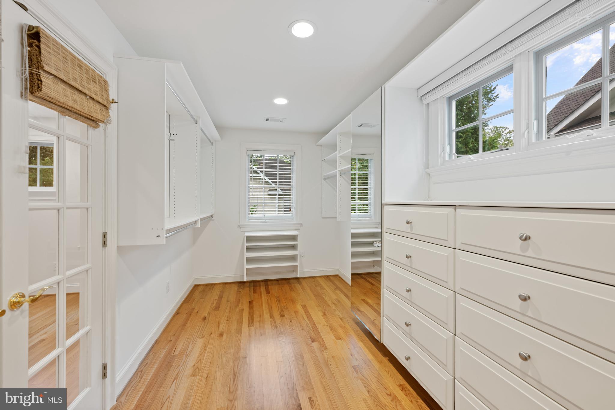 7102 Exeter Road Bethesda, MD 20814 - Photo 14 of 31