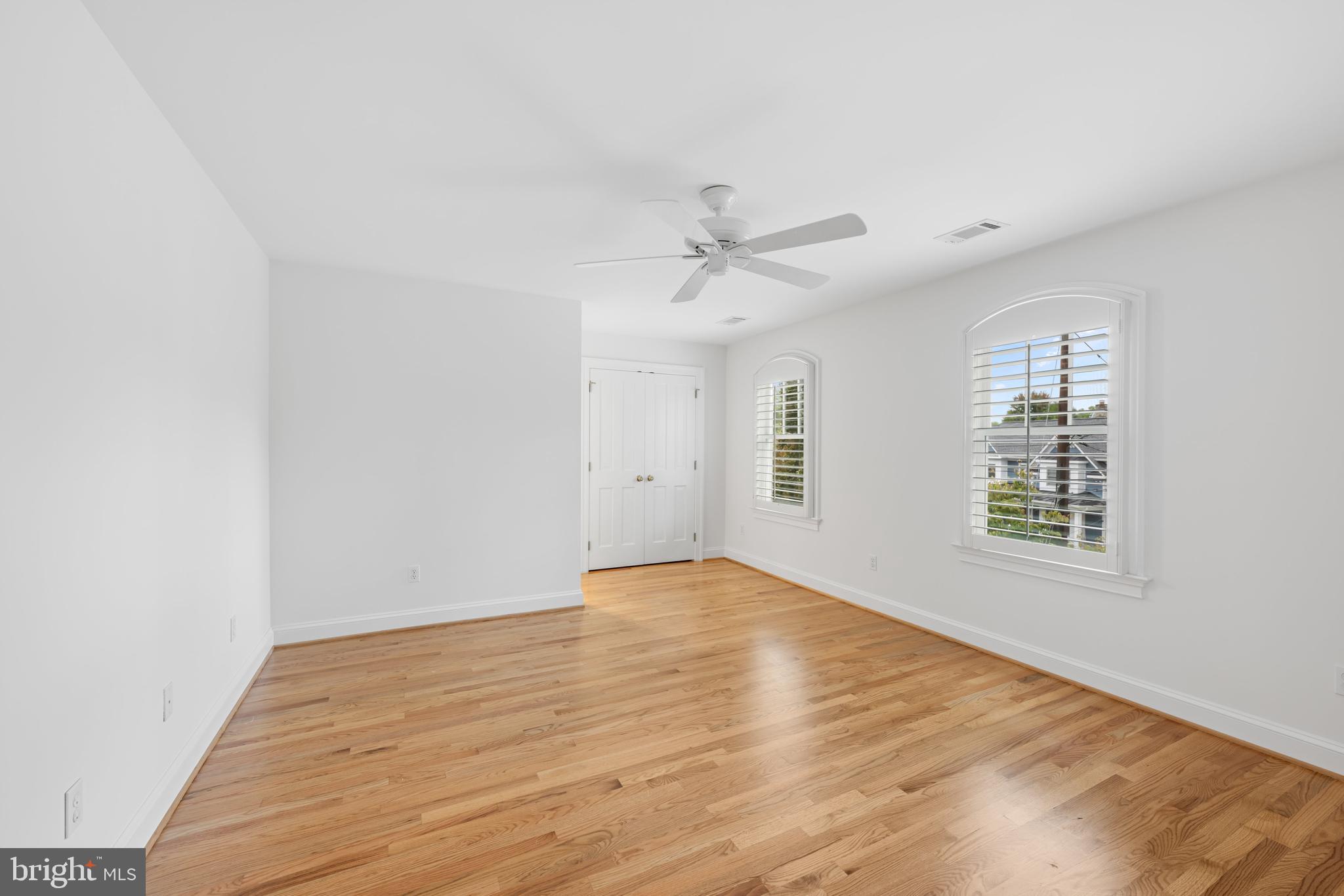 7102 Exeter Road Bethesda, MD 20814 - Photo 17 of 31