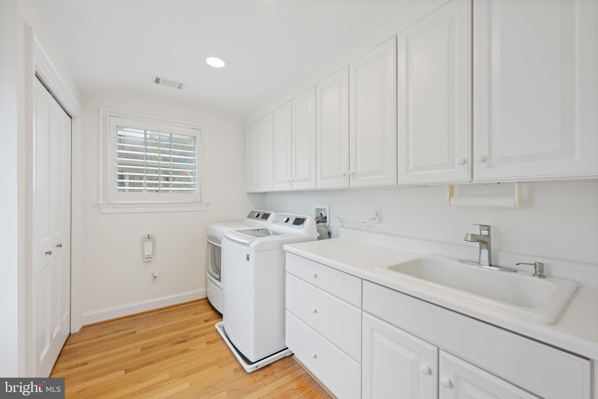 7102 Exeter Road Bethesda, MD 20814 - Photo 19 of 31