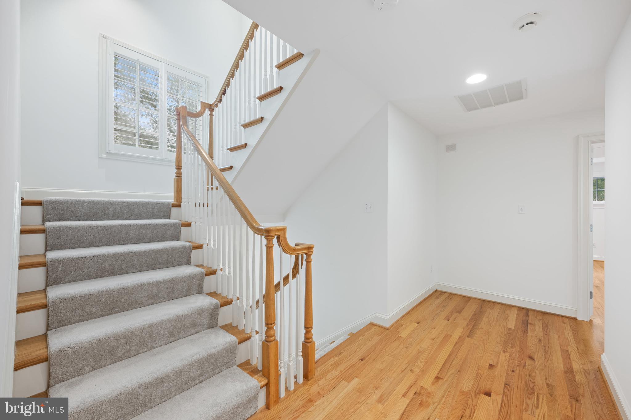 7102 Exeter Road Bethesda, MD 20814 - Photo 20 of 31