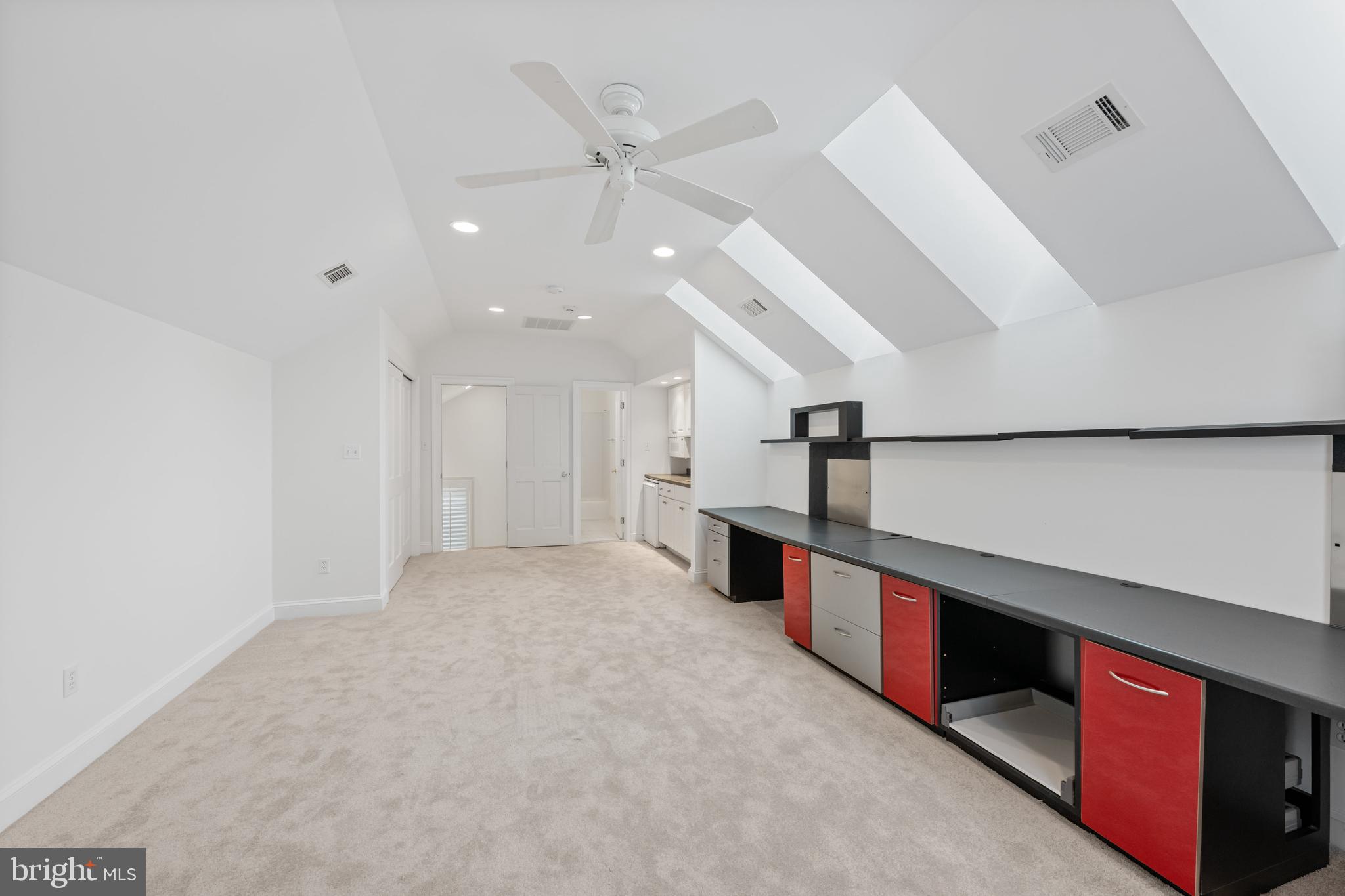 7102 Exeter Road Bethesda, MD 20814 - Photo 21 of 31