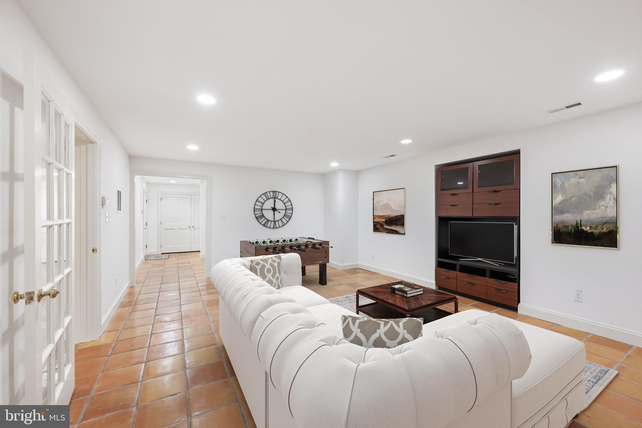 7102 Exeter Road Bethesda, MD 20814 - Photo 23 of 31