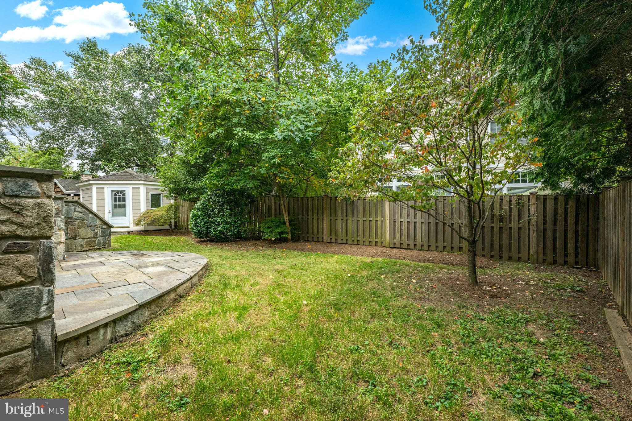 7102 Exeter Road Bethesda, MD 20814 - Photo 27 of 31