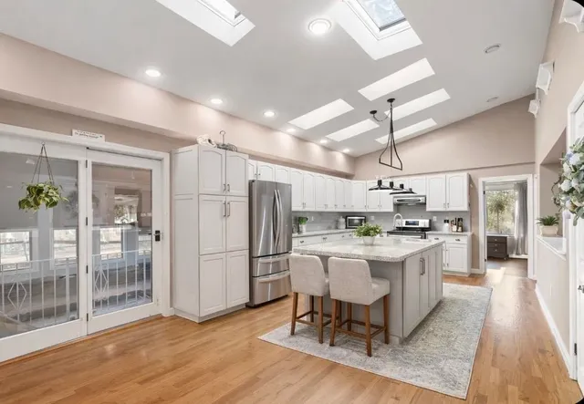 $789,000 | 314 Main Street, Plaistow, NH 03865