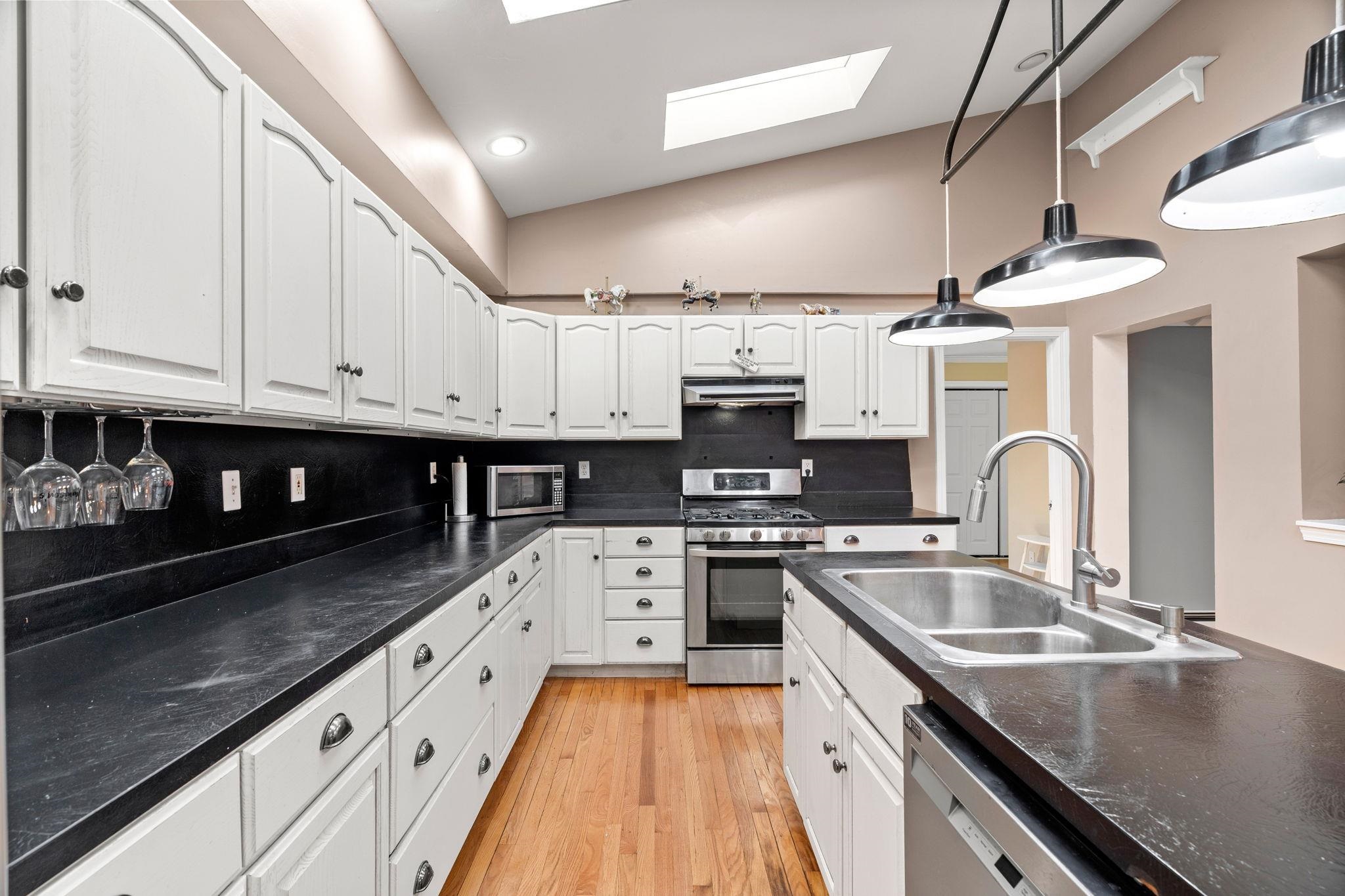 314 Main Street Plaistow, NH 03865 - Photo 14 of 60