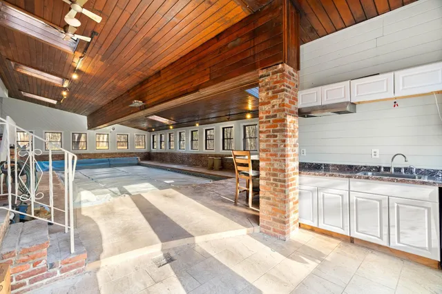 $789,000 | 314 Main Street, Plaistow, NH 03865