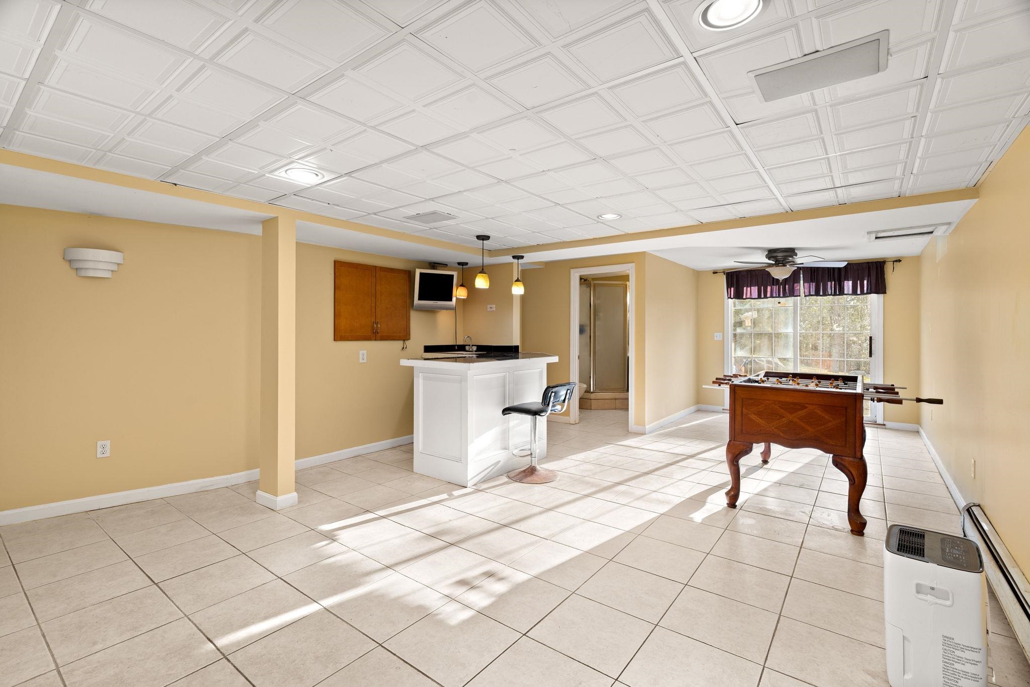 314 Main Street Plaistow, NH 03865 - Photo 42 of 60