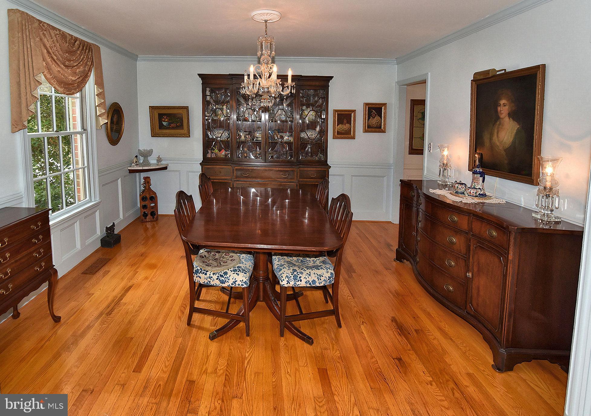 13600 Devonbrook Road Baldwin, MD 21013 - Photo 4 of 36 Beautiful Lg DR hardwood floors open to LR