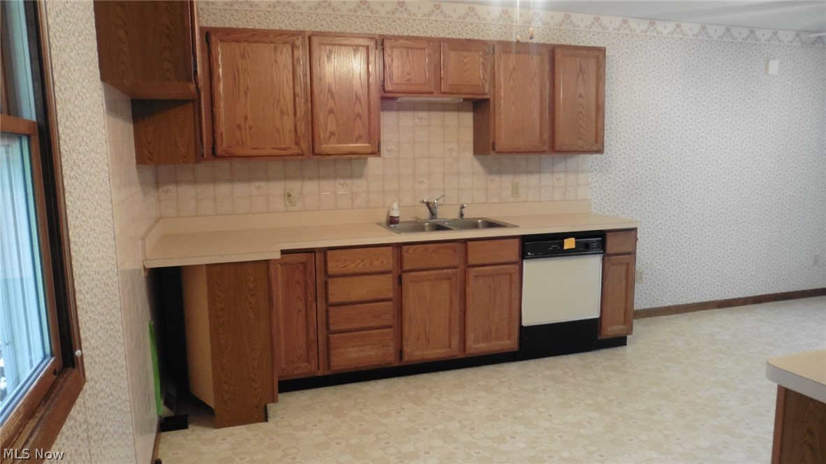31370 Arthur Road Solon, OH 44139 - Photo 13 of 16