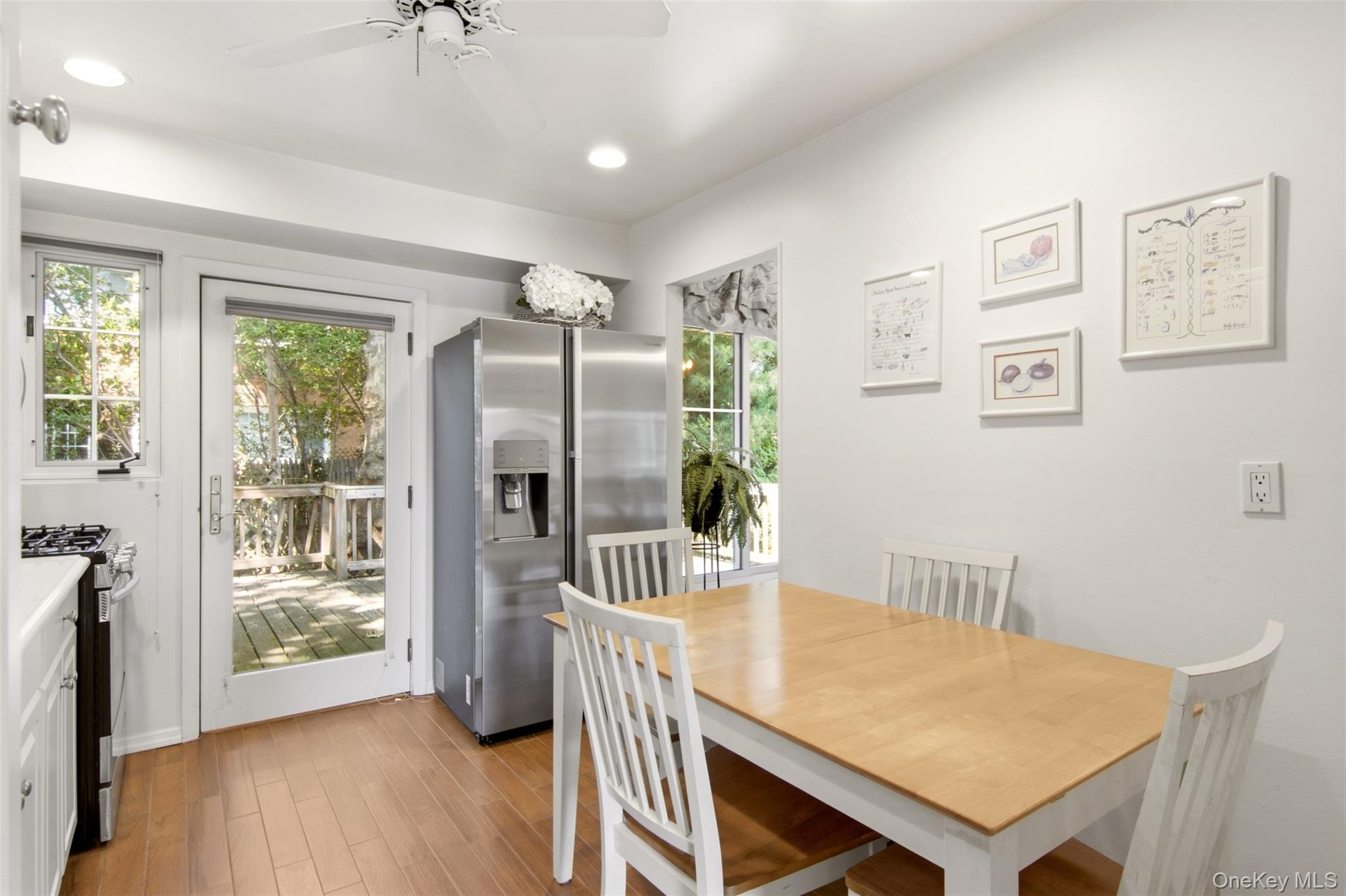 3 Cromwell Road Carle Place, NY 11514 - Photo 15 of 35 Gallery Image 15