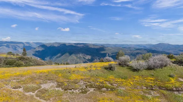 $299,000 | 1 Pennsylvania Gulch Road, Murphys, CA 95247