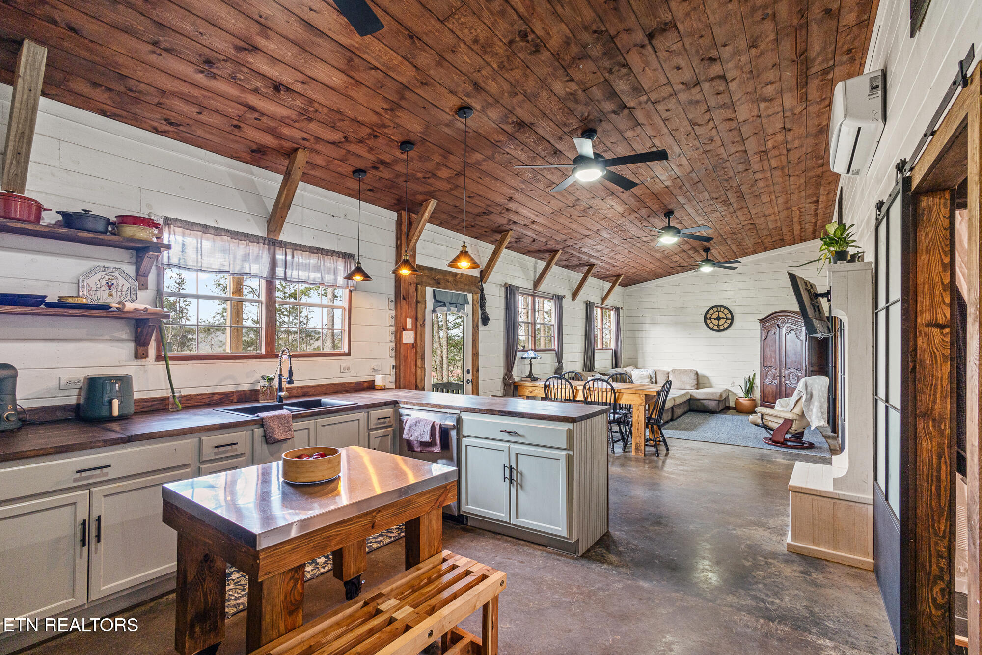 361 County Road 38 Riceville, TN 37370 - Photo 17 of 28 361