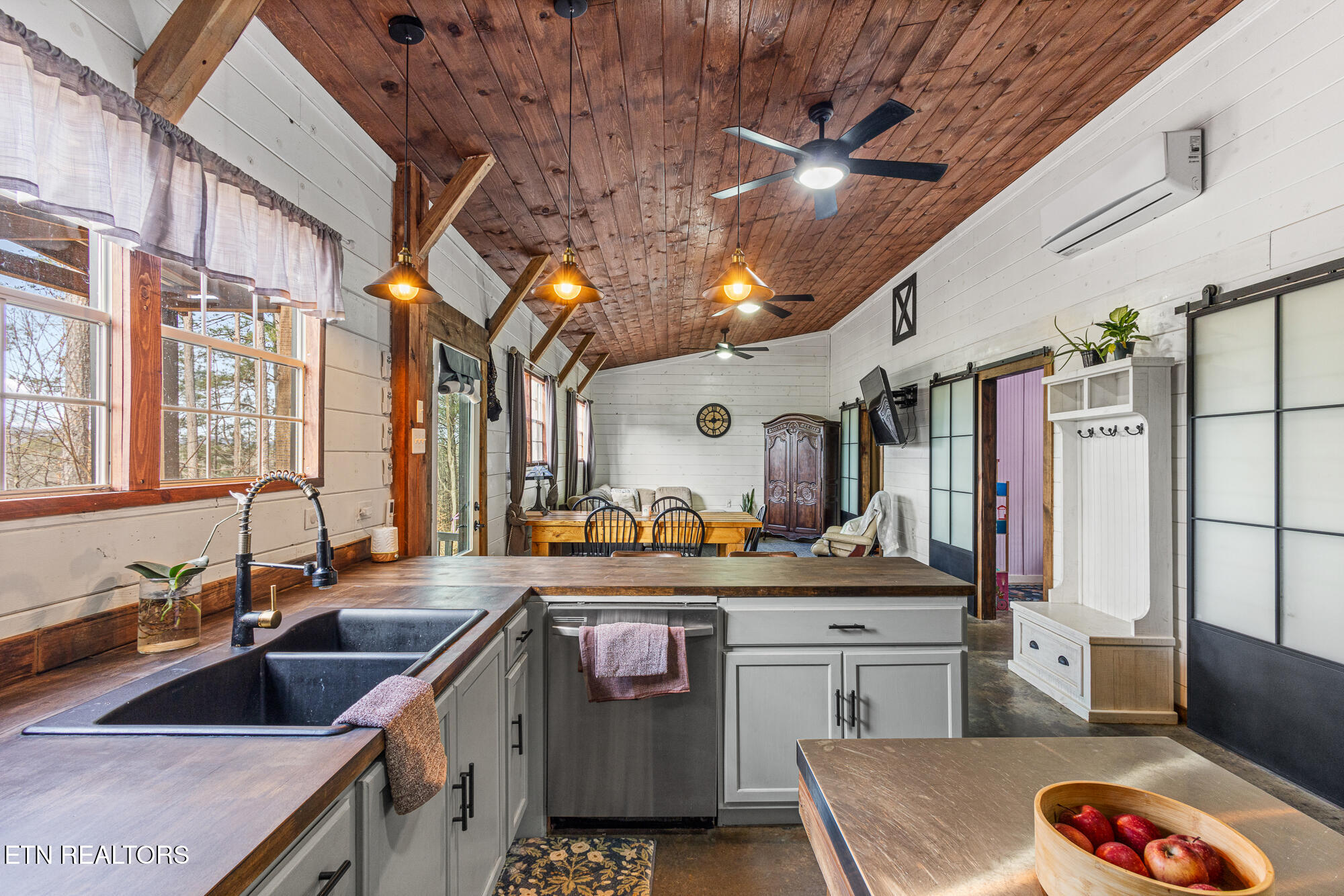 361 County Road 38 Riceville, TN 37370 - Photo 4 of 28 361