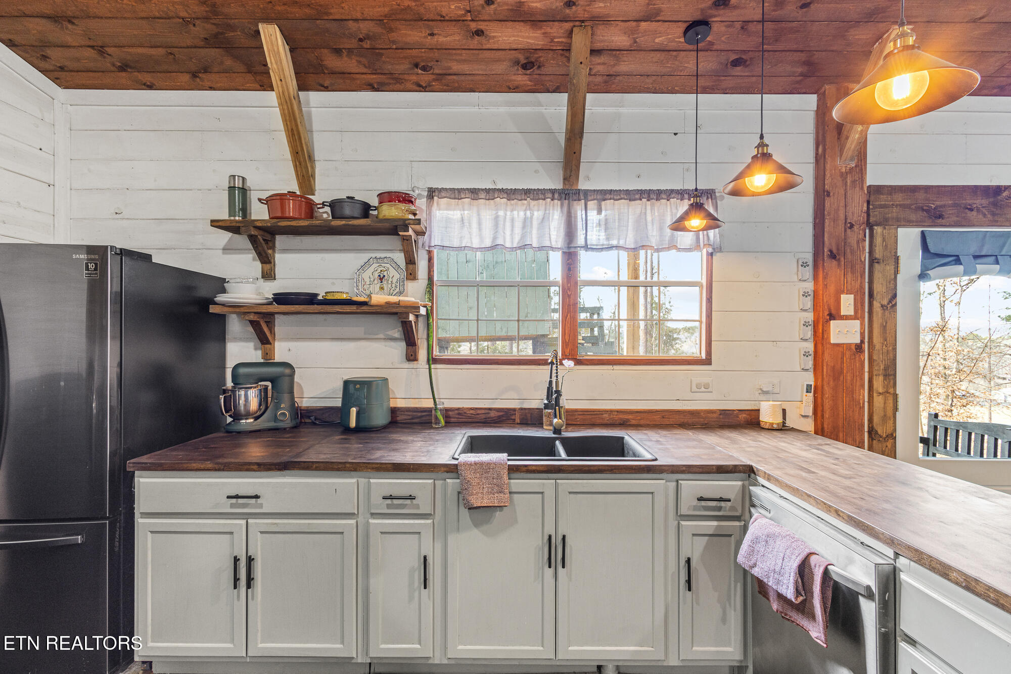 361 County Road 38 Riceville, TN 37370 - Photo 5 of 28 361