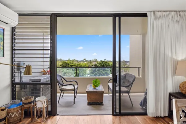 $4,000 | 6770 Hawaii Kai Drive, Unit 308, Honolulu, HI 96825