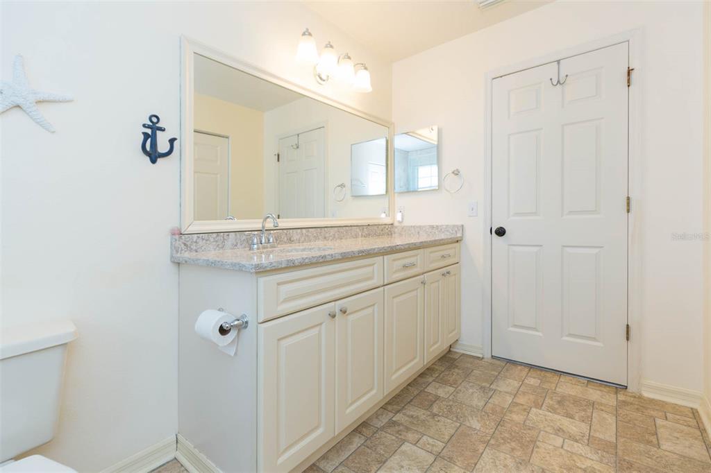 4210 West Roland Street Tampa, FL 33609 - Photo 32 of 49