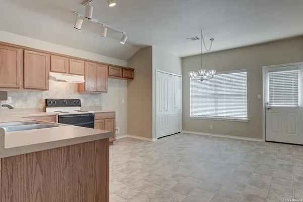 $1,750 | 7219 Painter Way, San Antonio, TX 78240