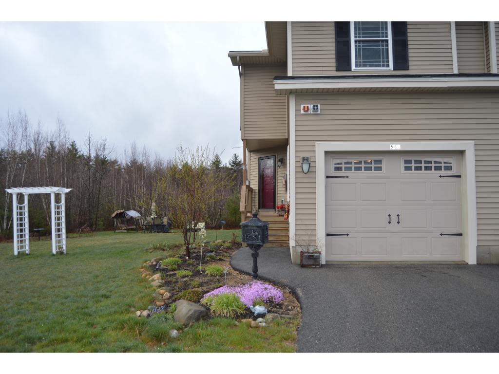 64 A Trinity Circle Rochester, NH 03839 - Photo 3 of 29