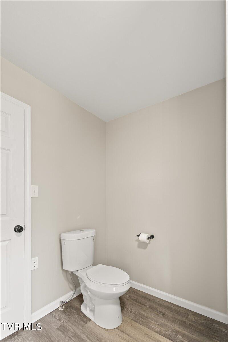 1321 Haga Road Kingsport, TN 37660 - Photo 13 of 38 14-128A3339