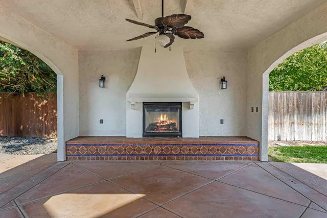 $879,999 | 3913 Bayview Drive, Modesto, CA 95355