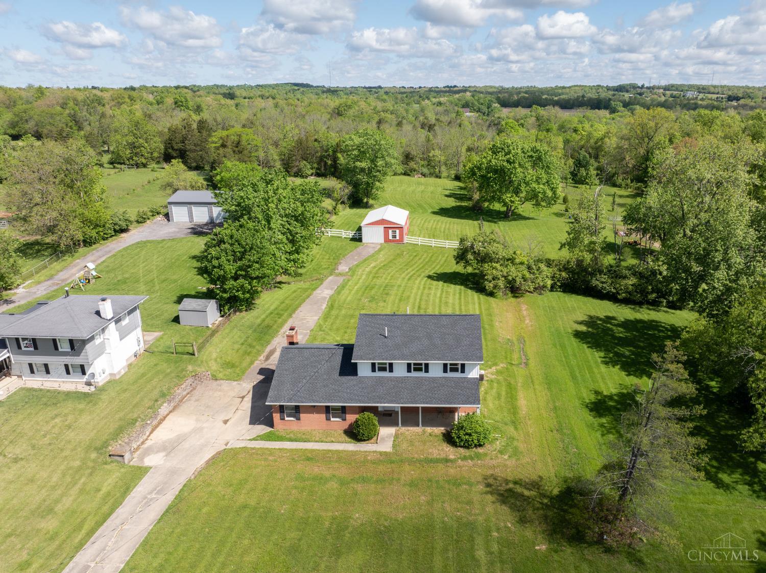3226 Minton Road Hamilton, OH 45013 - Photo 2 of 29