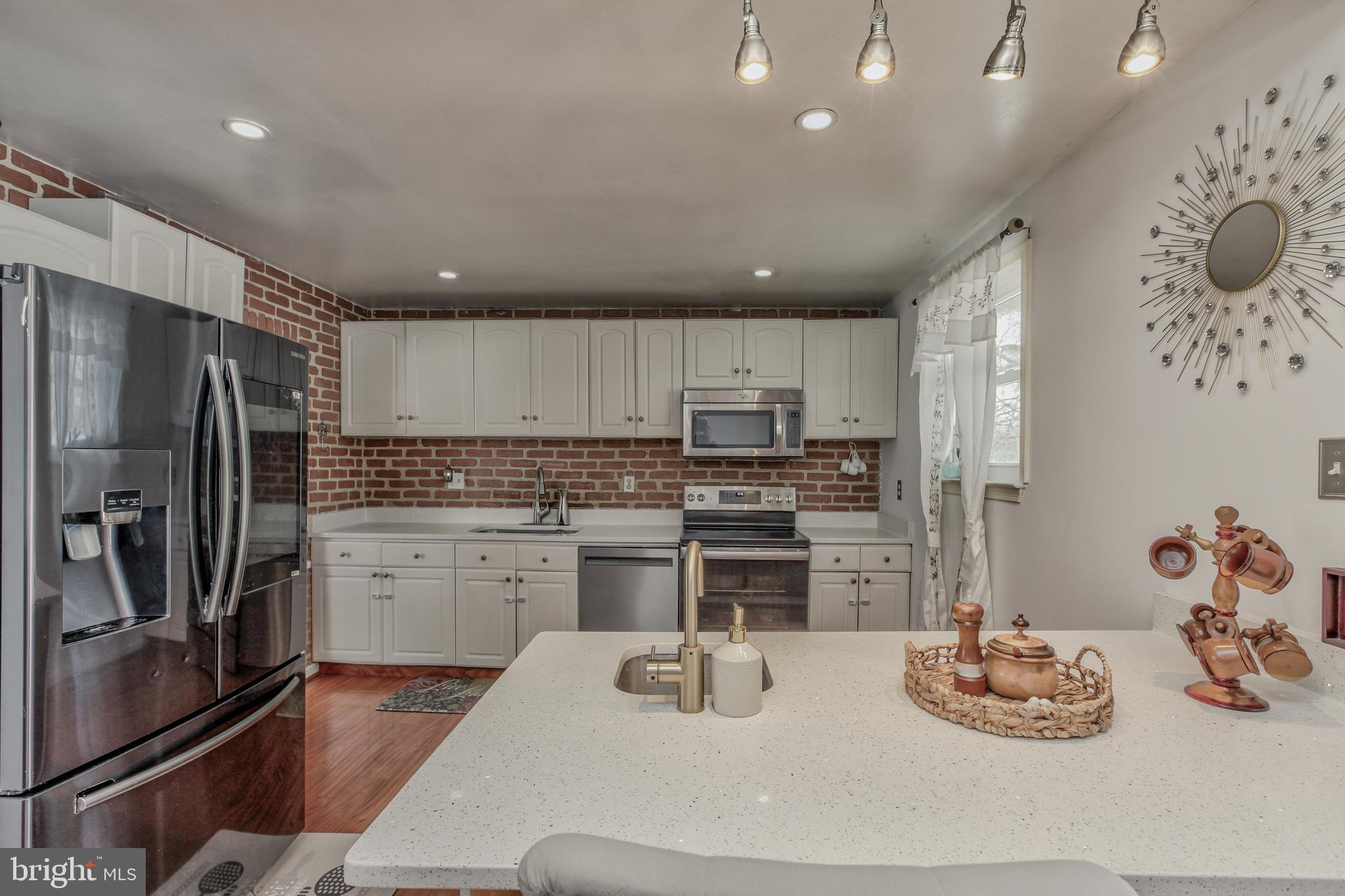 9129 Roundleaf Way Gaithersburg, MD 20879 - Photo 15 of 42 Gallery Image 15