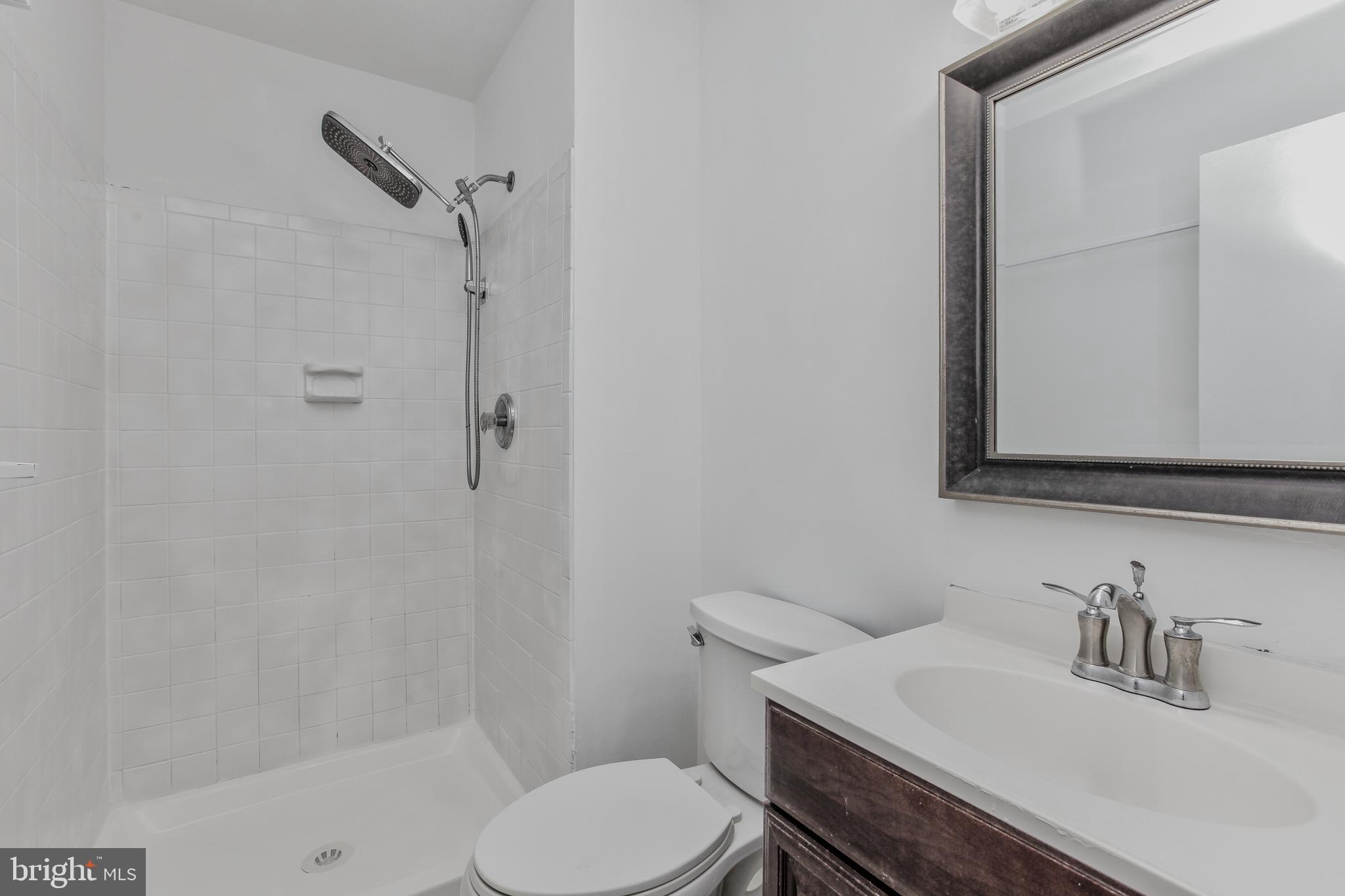 9129 Roundleaf Way Gaithersburg, MD 20879 - Photo 26 of 42 Gallery Image 26