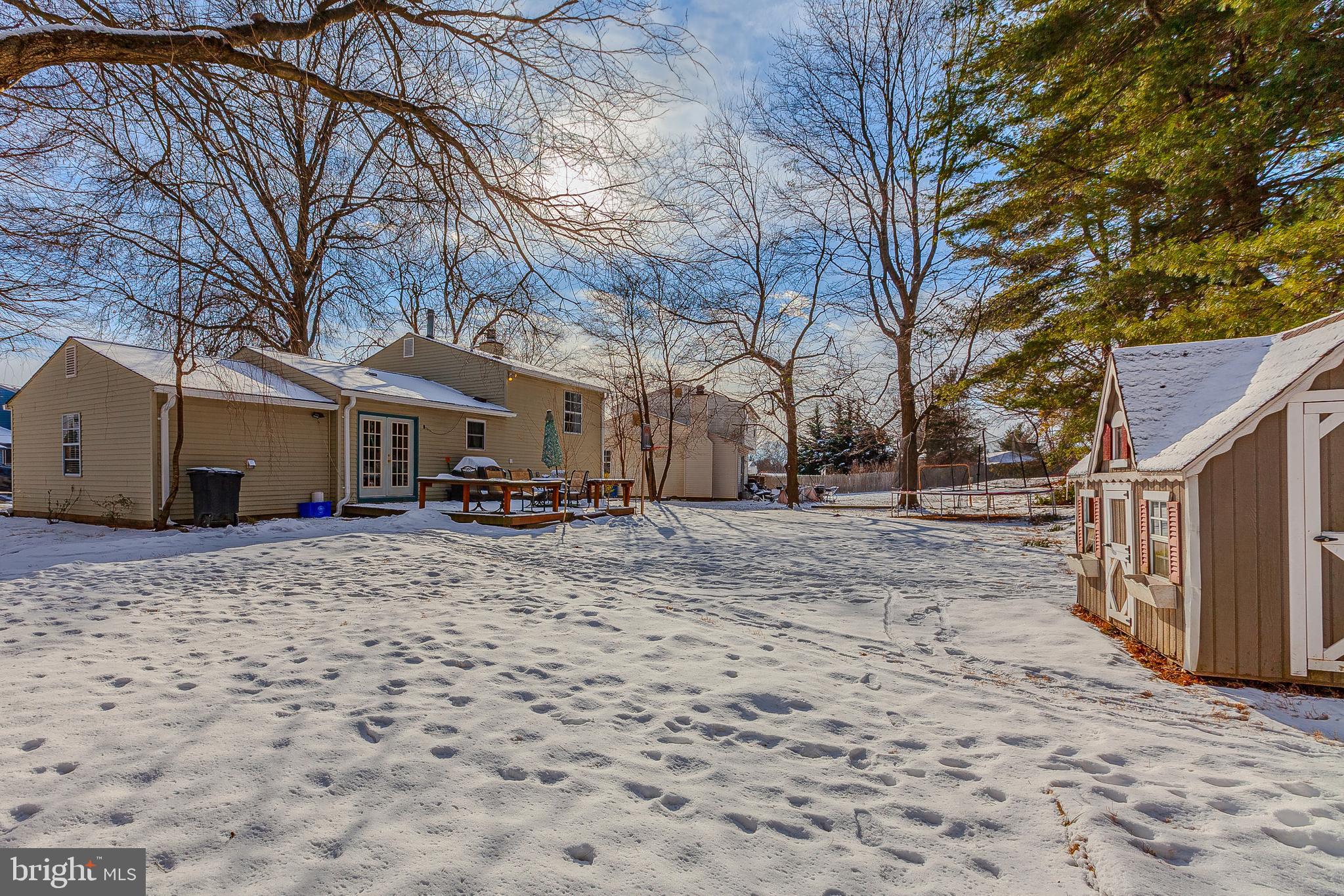 9129 Roundleaf Way Gaithersburg, MD 20879 - Photo 39 of 42 Gallery Image 39
