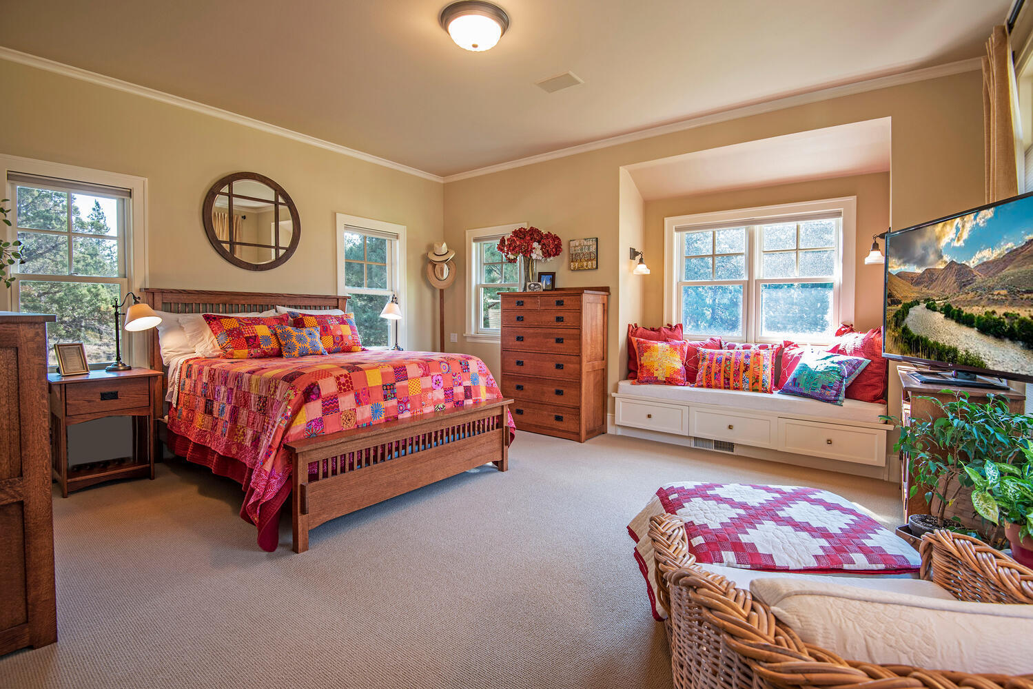 69950 Cowboy Jones Road Sisters, OR 97759 - Photo 25 of 57 Master Suite with French Doors to Patio