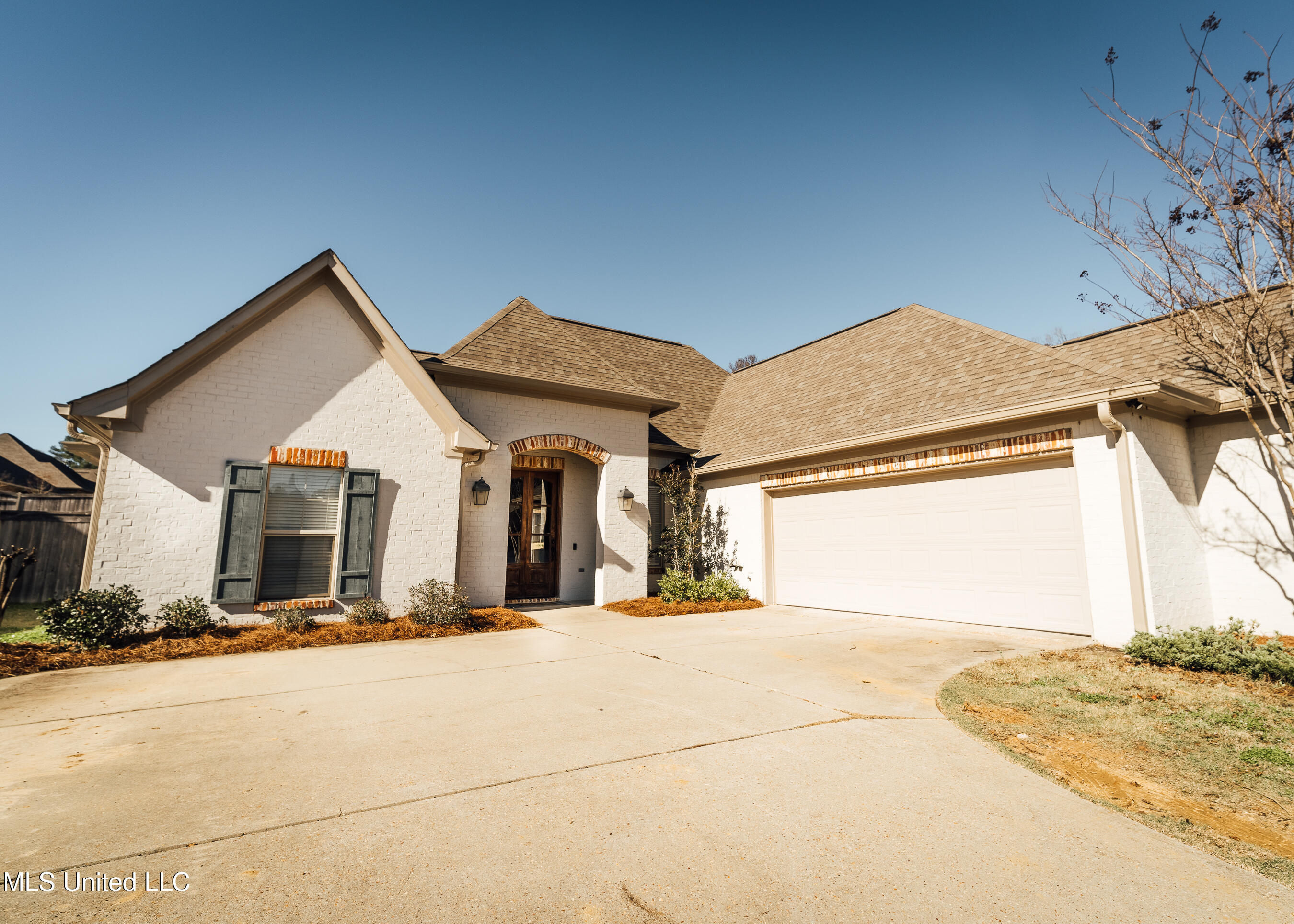 805 Bryce Street Brandon, MS 39047 - Photo 2 of 34 2