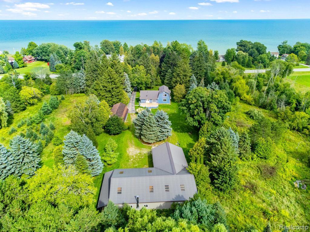 4731 North Lakeshore Road Deckerville, MI 48427 - Photo 38 of 54 Gallery Image 38