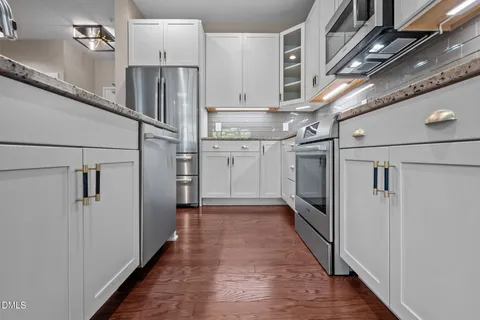 $415,000 | 515 North Churton Street, Unit 203, Hillsborough, NC 27278