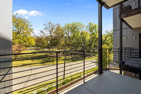 $415,000 | 515 North Churton Street, Unit 203, Hillsborough, NC 27278