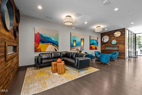 $415,000 | 515 North Churton Street, Unit 203, Hillsborough, NC 27278