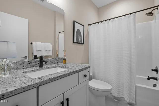 $415,000 | 515 North Churton Street, Unit 203, Hillsborough, NC 27278