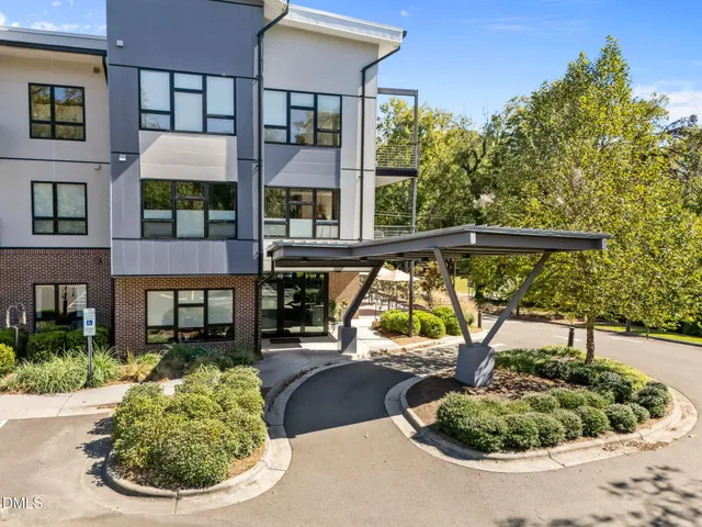 $415,000 | 515 North Churton Street, Unit 203, Hillsborough, NC 27278