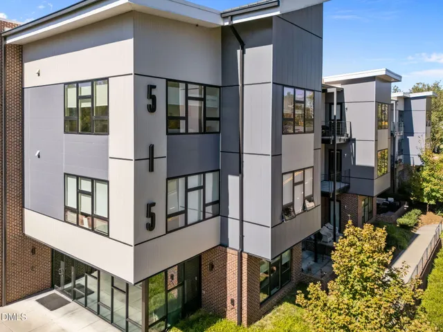 $415,000 | 515 North Churton Street, Unit 203, Hillsborough, NC 27278