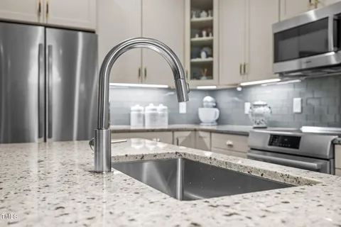 $415,000 | 515 North Churton Street, Unit 203, Hillsborough, NC 27278