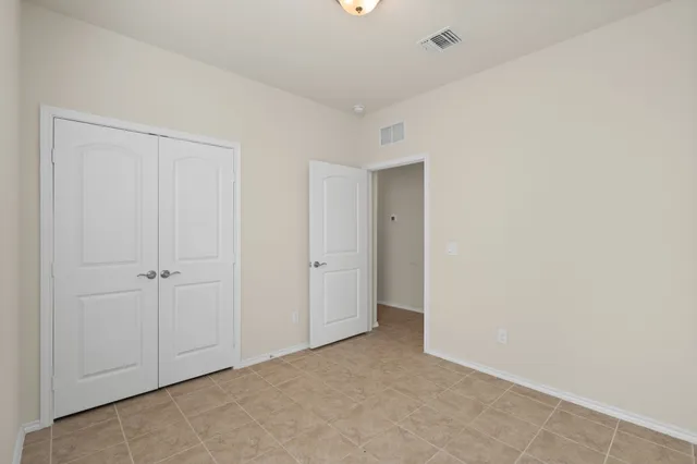 $305,000 | 3319 Chimney Swift Lane, Richmond, TX 77469