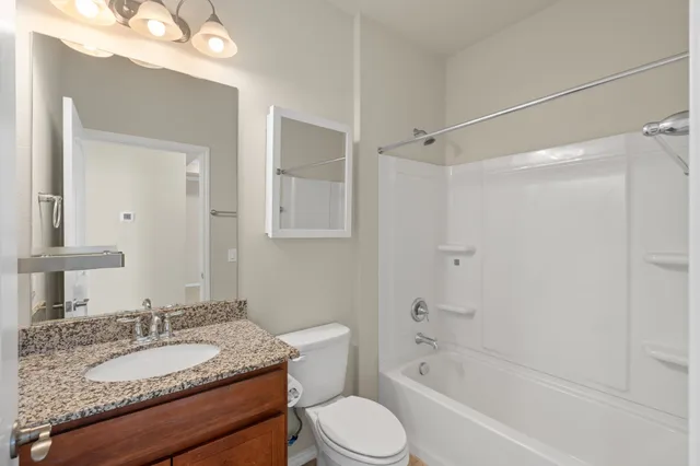 $305,000 | 3319 Chimney Swift Lane, Richmond, TX 77469