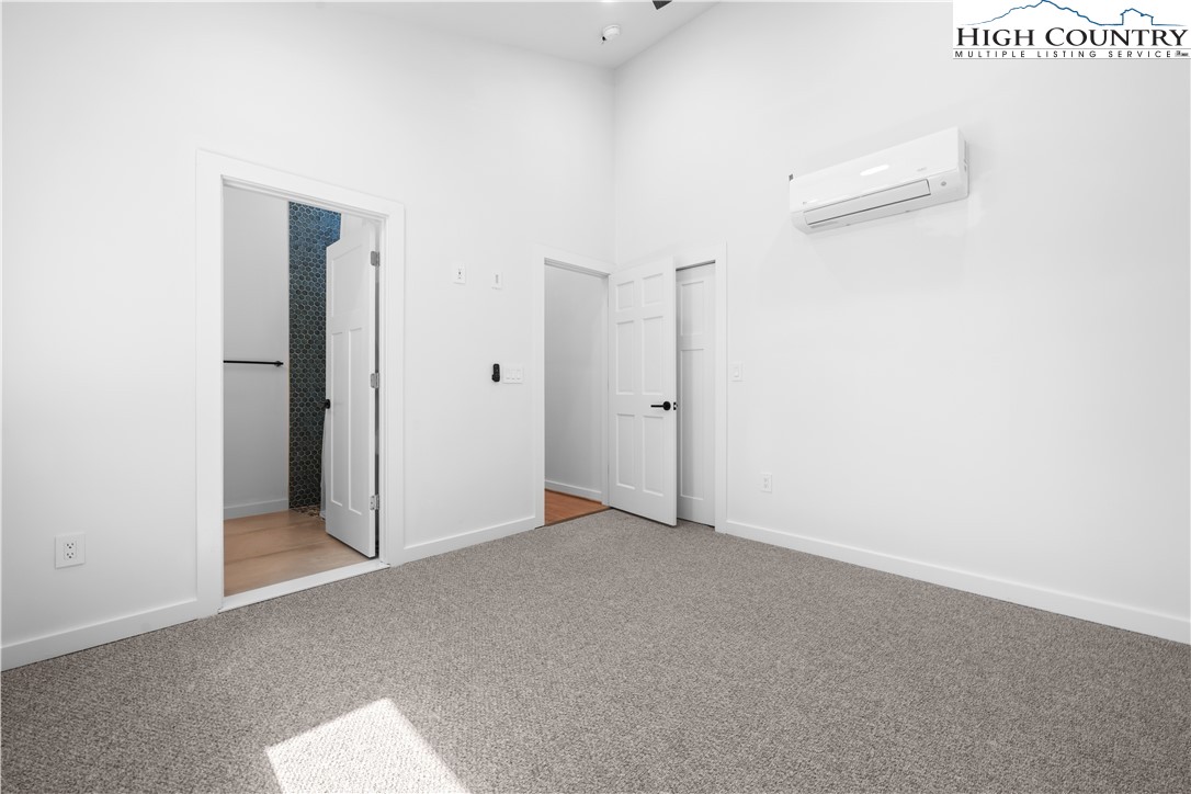 1075 Center Ct Drive Boone, NC 28607 - Photo 27 of 48 a view of an empty room