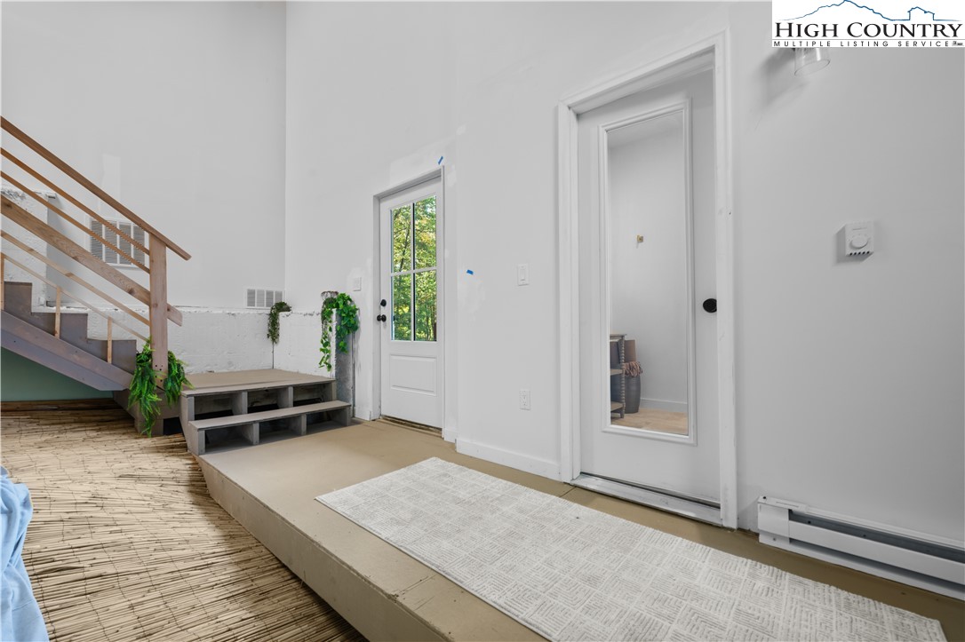 1075 Center Ct Drive Boone, NC 28607 - Photo 39 of 48 an empty room with windows