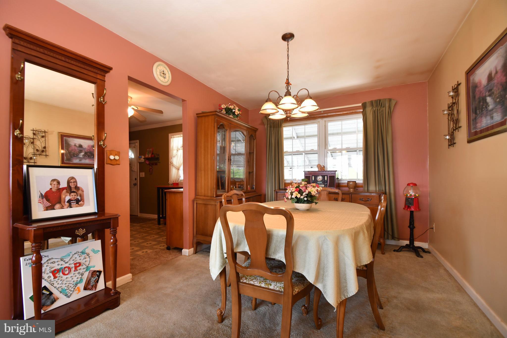 1515 Weyburn Road Baltimore, MD 21237 - Photo 5 of 21 Dining Room