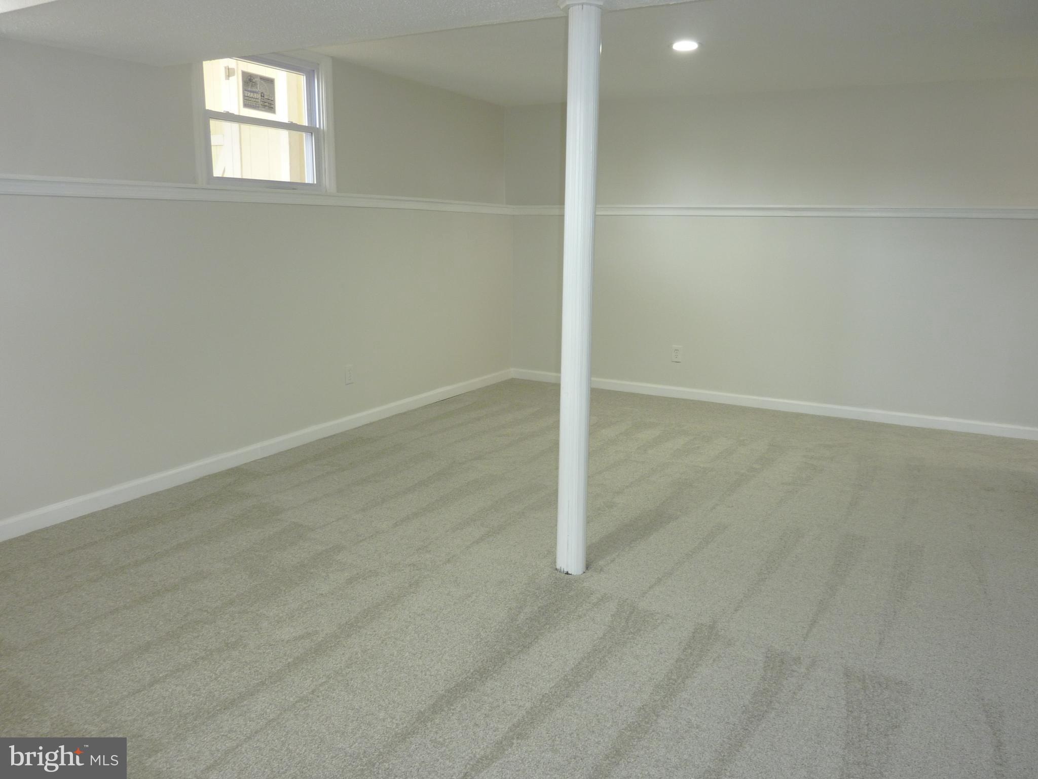 201 Warfield Road Newark, DE 19713 - Photo 34 of 36 Lower level family room