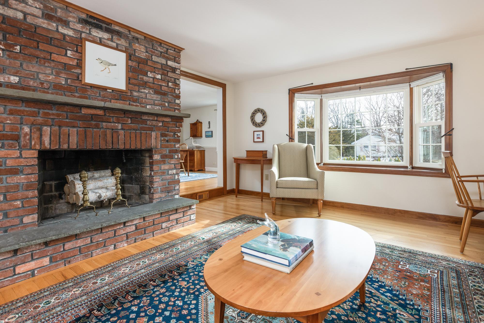 6 Wabun Road Cape Elizabeth, ME 04107 - Photo 19 of 41 Living Room-5