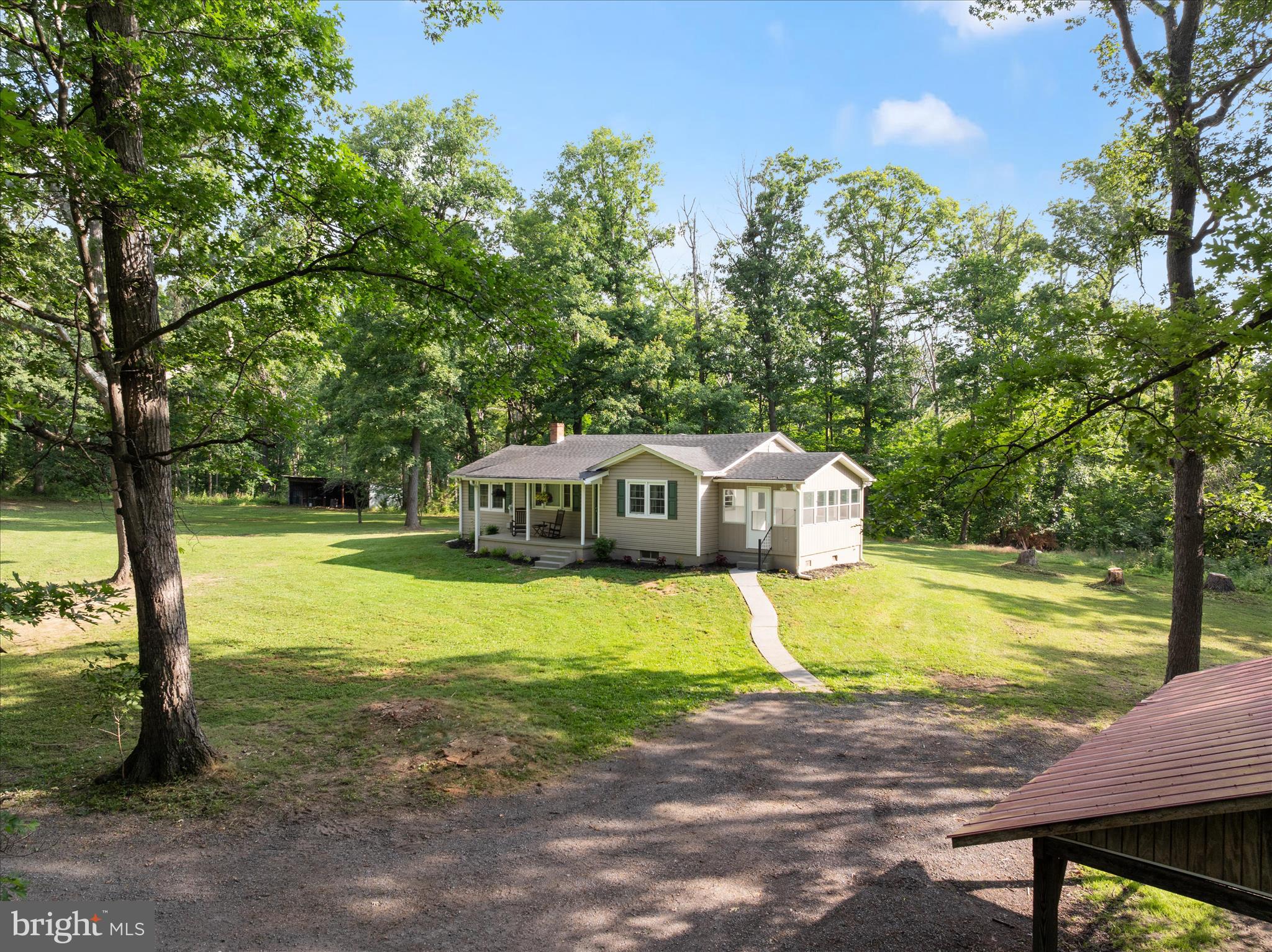1488 Millner Road Strasburg, VA 22657 - Photo 31 of 44 Side view of home
