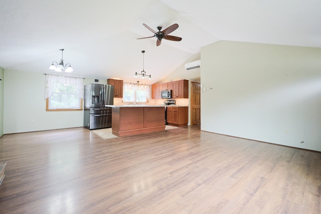 1 Upper Gore Road Webster, MA 01570 - Photo 4 of 40