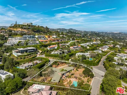 $12,498,000 | 1601 Capri Drive, Los Angeles, CA 90272