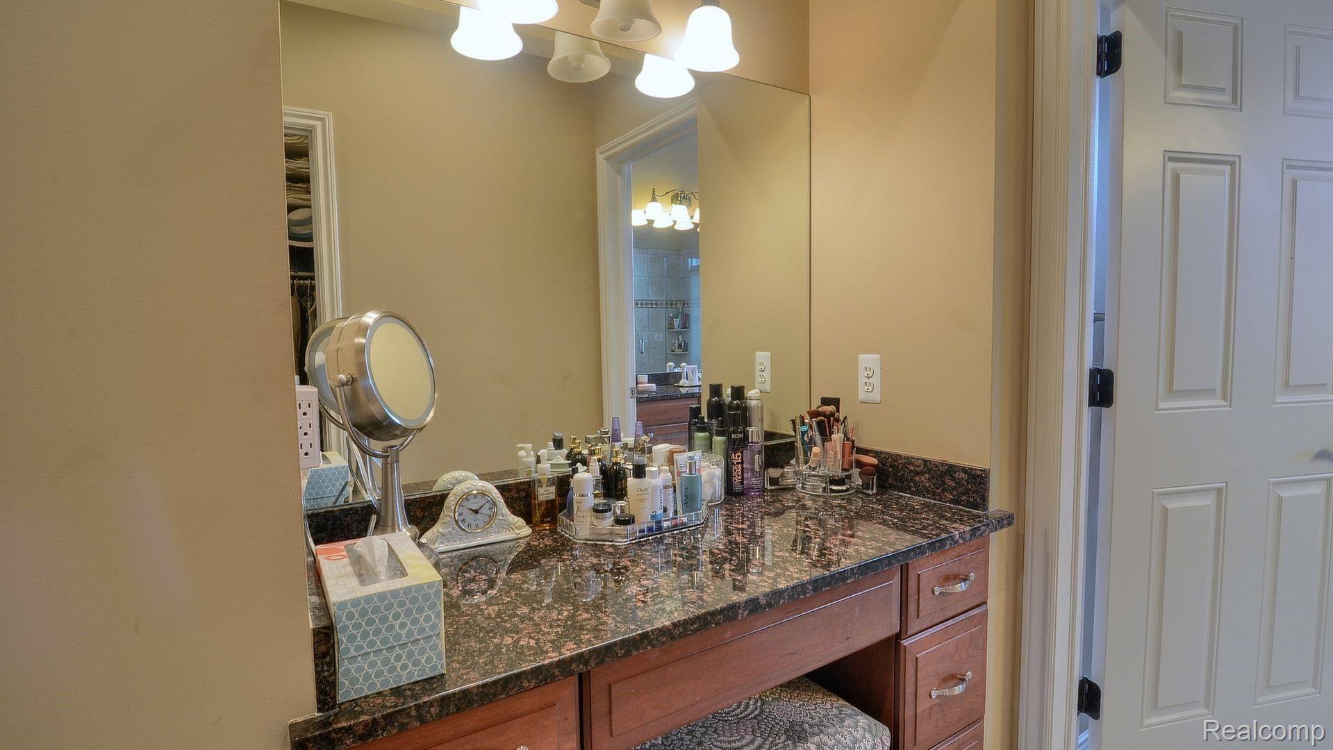 4644 Oakhurst Ridge Road Clarkston, MI 48348 - Photo 18 of 37 MOM 20 Master-Bedroom-Dressing-Area (1).jpg