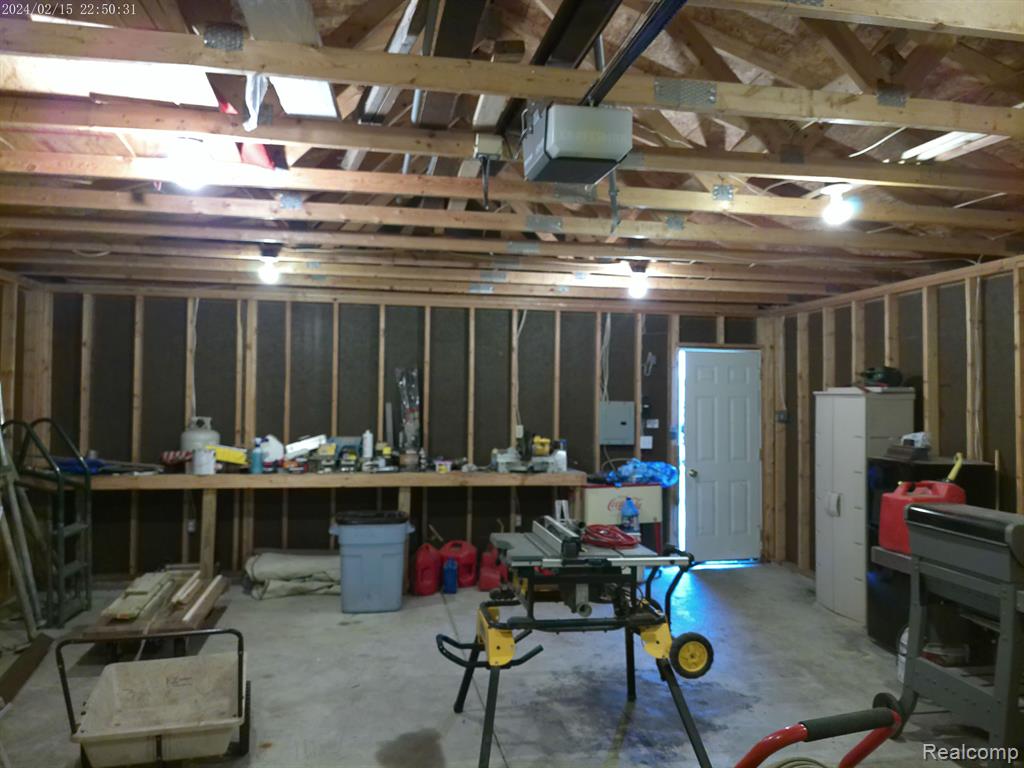 2305 Ridge Road White Lake, MI 48383 - Photo 24 of 30 Gallery Image 24